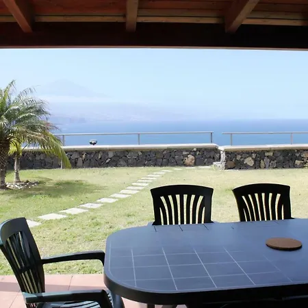 Chalet Tenerife 12 *